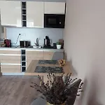 아파트 Karos Bianco Apartmanhaz