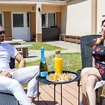 Karos Bianco Apartmanhaz Διαμέρισμα Zalakaros