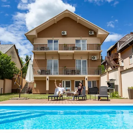 Karos Bianco Apartmanhaz * Zalakaros