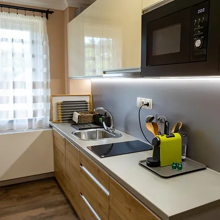 Karos Bianco Apartmanhaz Appartement *