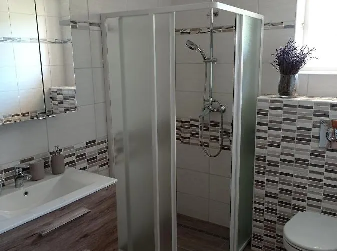 Karos Bianco Apartmanhaz 아파트 *