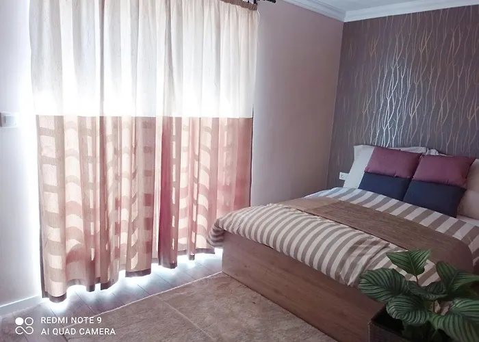 Karos Bianco Apartmanhaz Appartement