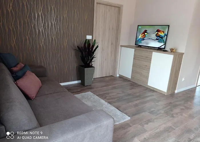 Karos Bianco Apartmanhaz 잘라카로쉬